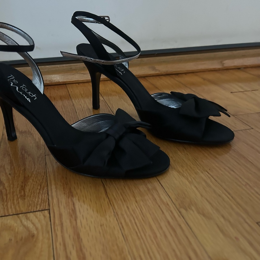 Elegant Black Satin Heels with Bow
